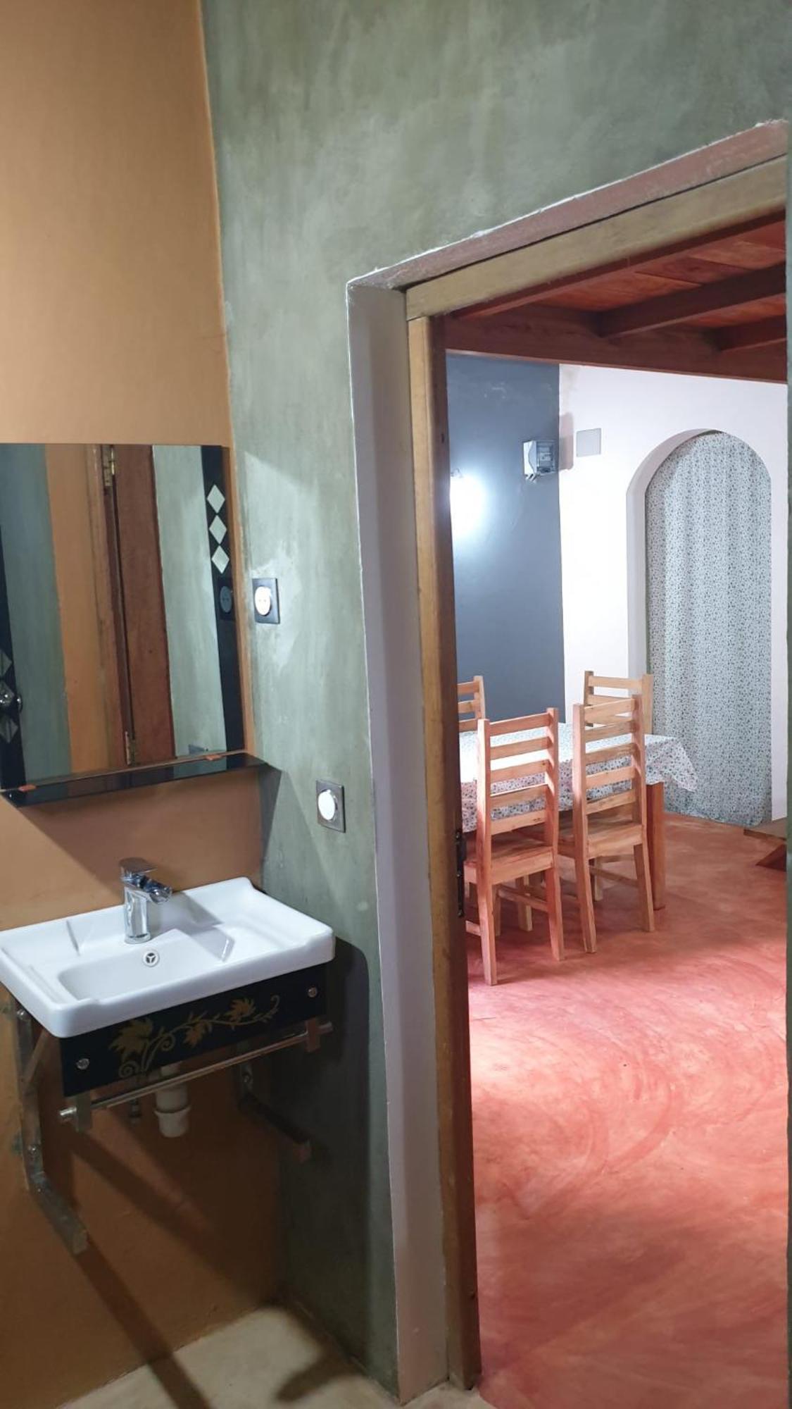 Bed and Breakfast Les Citronniers Ile Sainte-Marie Экстерьер фото